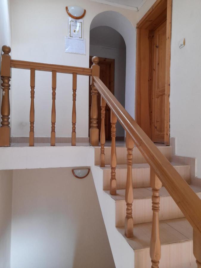 Yana Guest House Dobrinishte Ngoại thất bức ảnh